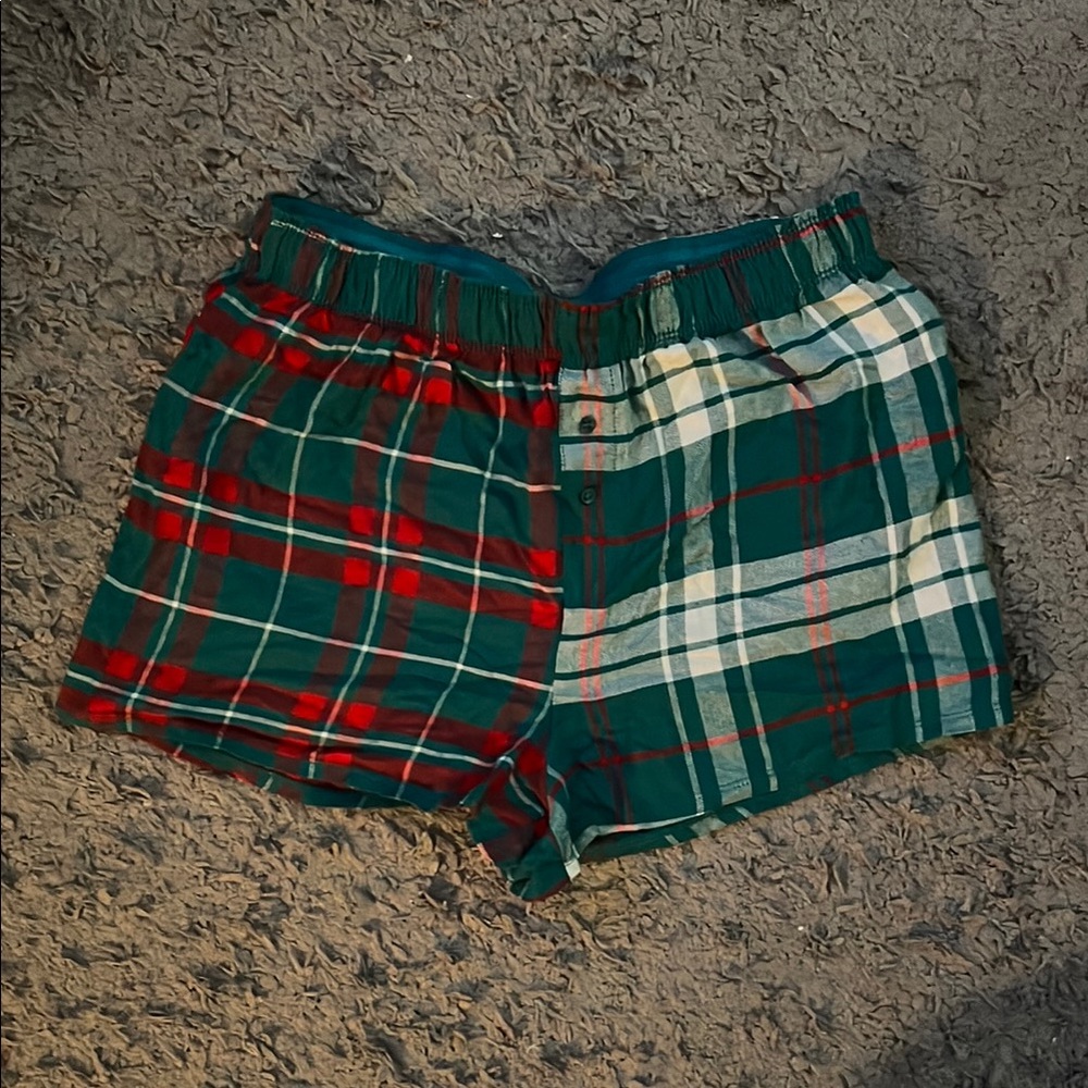 Colsie Holiday plaid pajama shorts